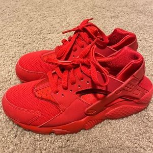 Red Huraches